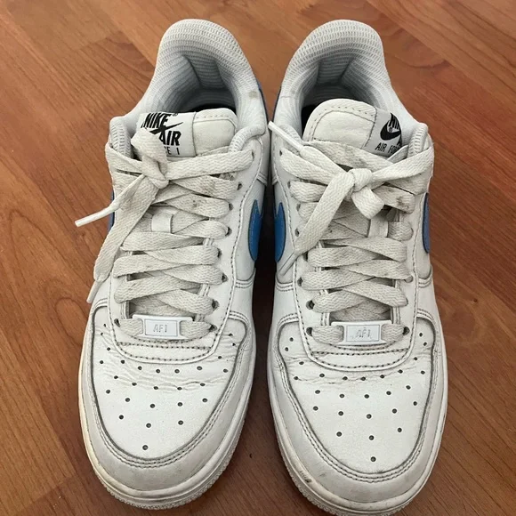 AIR FORCE 1 - Picture 2 of 3